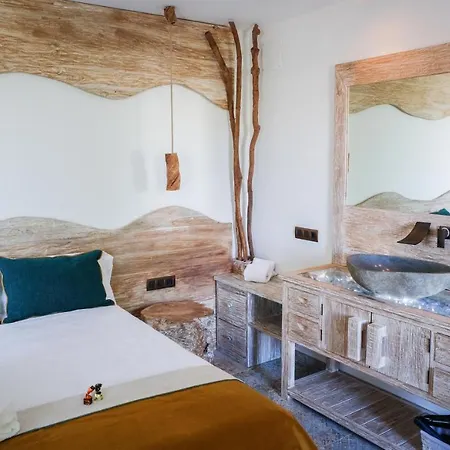 Country house Celler Suites *